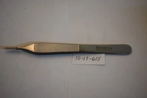 MDS1017615 MICRO-ADSON TISSUE FORCEPS 6 1/4" SERRATED - Picture 1 of 2
