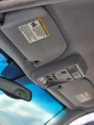 ✅ 公平灰色 05-11 林肯城汽车遮阳板遮阳板带 HOMELINK — 第 1/4 张图片