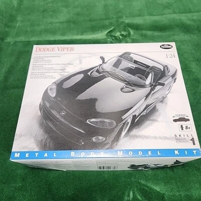 Testors Dodge Viper 1:24 Metal Body Model Kit # 178 - Image 1 of 2