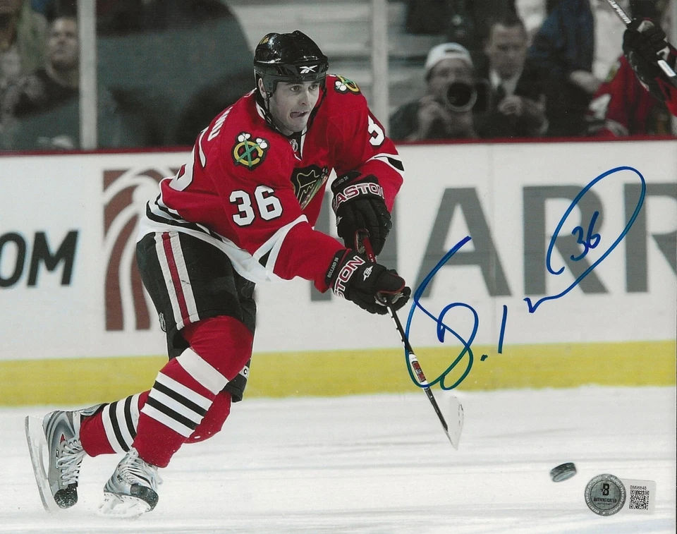 Dave Bolland signed Chicago Blackhawks 8x10 photo autographed Hawks #2 Beckett - Image 1 of 1