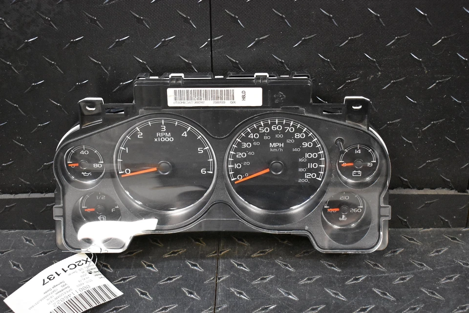 2008 - 2014 GMC Yukon XL1500 Speedometer Instrument Cluster 181K AT 25861669 - Image 1 of 3