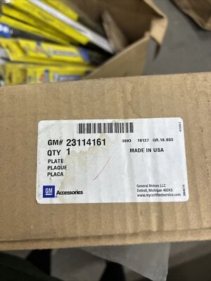 2014-2018 GMC Sierra 1500-3500, Front Door Sill Plates, Cocoa, OEM, GM #23114161 Foto 1 de 4