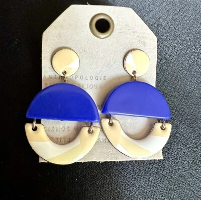 Pendientes Geo Esmalte Anthropologie / Azul / Beige  Foto 1 de 3