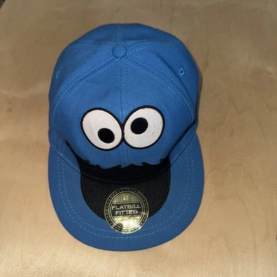 Gorra de béisbol plana ajustada Sesame Street Cookie Monster adulto Foto 1 de 3