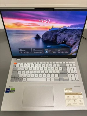 ASUS Vivobook Pro 16 Oled K6604JV-MX125W - 16 " 3,2K , Intel Core i9-13980Hx - Bild 1 von 4