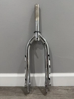 Akisu 1 英寸无螺纹冲压 1999 GT Freestyle Cr-Mo BMX 叉 - Off A GT Vertigo — 第 1/4 张图片