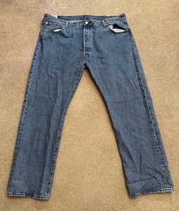 Levis 501 Jeans Mens 44x32 Blue Button Fly Straight Leg Classic Fit Work Wear - Picture 1 of 11