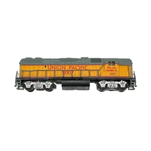 LIFE LIKE HO SCALE 2007 UNION PACIFIC GP38 DIESEL LOCOMOTIVE - Picture 1 of 4
