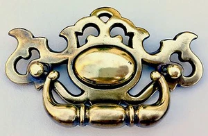 Chippendale Colonial Antiguo Herrajes Cajón Tirador Latón 2 1/2" Centro - Imagen 1 de 9