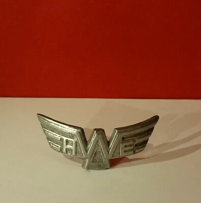 Original alte HWE HEIDEMANN WERKE EINBECK Schutzblechfigur Emblem Version 1 - Bild 1 von 3