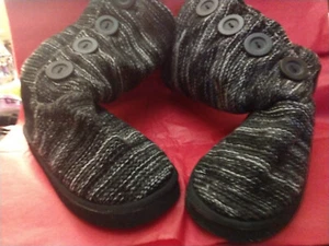 AVON COMFY BOOTS BRAND NEW SIZE 7! - Picture 1 of 3