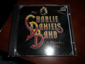 THE CHARLIE DANIELS BAND- A DECADE OF HITS CD - Foto 1 di 2