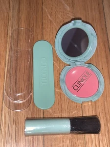 Vintage Reisegröße Clinique Extra Rose Rouge, Pinsel & Mini Schminkspiegel - Bild 1 von 7