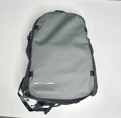 Wandrd Stratus Photo 18L Backpack (Excellent) - Wasatch Green - Image 1 of 4