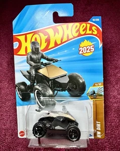 2025 Hot Wheels M Case Tesla Cyberquad GOLD 82/250 HW Dirt 4/10 - Bild 1 von 1