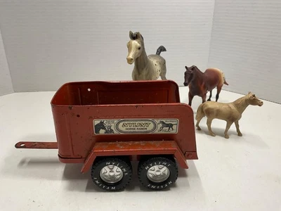 Vintage NYLINT Pressed Steel Burnt Orange Horse Ranch Trailer Metal w/3 Horses - Image 1 of 4
