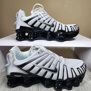 Nike Shox TL Sneaker weiß/schwarz Damengröße 8 neu HQ4049-001 - Bild 1 von 7