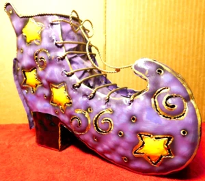 Unbranded~Candle Holder Metal Halloween Witches Tea Light  Shoe Shaped - Photo 1 sur 18
