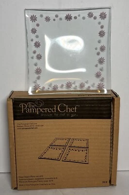 NEW - Pampered Chef Daisy Plates Set of 4 Glass 2818 Pink White Valentine’s Day - Image 1 of 2