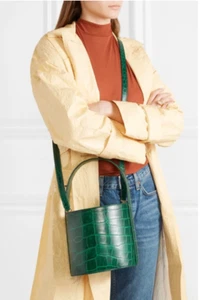 STAUD Bissett Croc-effect Leather Bucket Bag Forest Green Handbag - Bild 1 von 15
