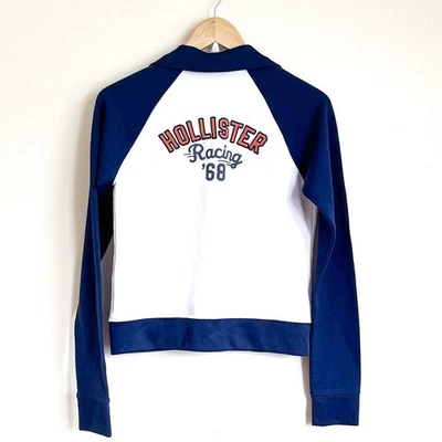 Jaqueta Hollister Y2K Preppy Feminina Tamanho G Listras Azuis Brancas Zíper Academia Tween - Imagem 1 de 4