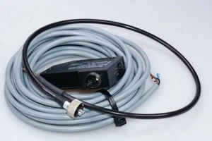BAUMER FVD 15N5001 Appareil De Guidage De Lumière Capteur Photoélectrique - Picture 1 of 1