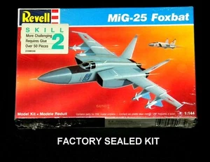 Revell Micro Fighters Mig-25 Foxbat Factory Sealed Maßstab 1:144 - Bild 1 von 1