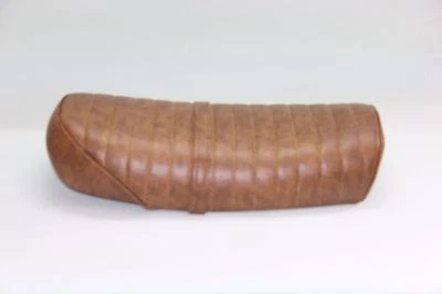 1968-1971 Honda CB450 K1-K4 low profile motorcycle seat rear hinge Code: L6071 - Imagem 1 de 4