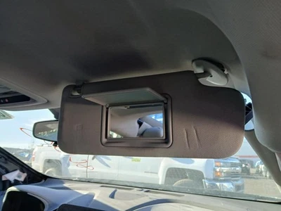 Used Right Sun Visor fits: 2018 Chevrolet Volt Right Grade A Foto 1 de 4