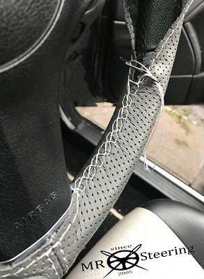 CUBIERTA VOLANTE CUERO PERFORADO GRIS PARA RANGE ROVER 86+ BLANCO DOBLE ST Foto 1 de 4