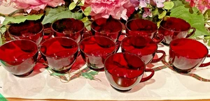 11 Anchor Hocking Royal Ruby Red Punch Cups  Vintage Exc Cond - Picture 1 of 3