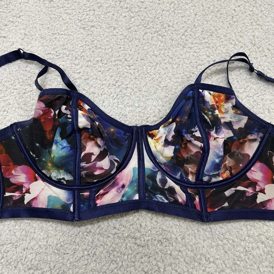 Бюстгальтер Torrid изогнутый размер 1 длинный бюстгальтер балконет цветочный - Изображение 1 из 4