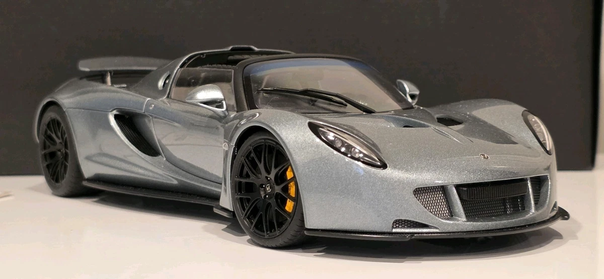 オートアート1/18ヘネシー ヴェネム GT Amazon | AUTOart 1/18