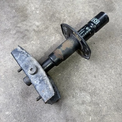 OEM BMW E36 92’-99’ Front Bumper Shock Mount Impact Absorbing Mounting Bracket - Image 1 of 4