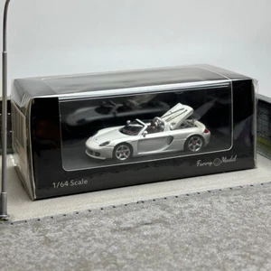 Divertente Modello Scala 1/64 Porsche Carrera GT Bianco Diefuso Modello Giocattolo Regalo - Foto 1 di 6
