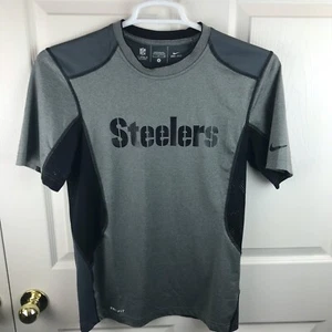 Neu Neu mit Etikett Nike Hypercool On Field NFL Steelers kurzärmliges Oberteil für Herren tailliert Small - Bild 1 von 5