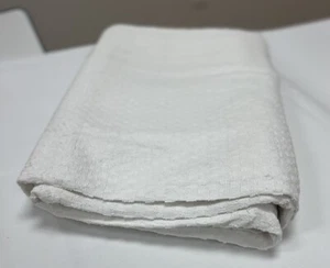 Thermal Hospital Blankets- White - Picture 1 of 4