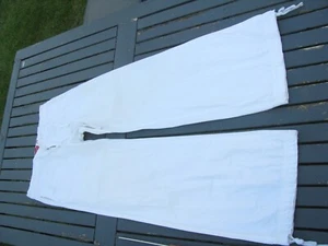Damenhose Weiß mit Schlag Gr.36 Divided - Bild 1 von 5