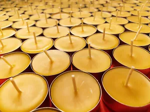 🐝 Beeswax Tealights BULK 100% Pure Candles / USA Honey Tea Lights / Aluminum 🐝 - Picture 1 of 5