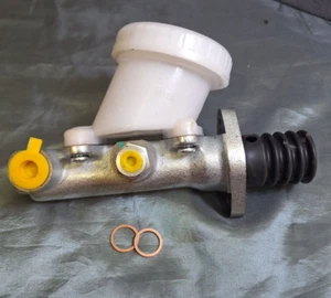 Brake Master Cylinder with Reservoir for MG MGB 1968 1969 1970-1974 Base L4 1.8L - Picture 1 of 2