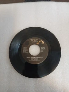 Rick Astley Never Gonna Give You Up 45 RPM Record 1987 - Picture 1 of 2
