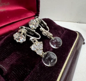 POOL OF LIGHT DROP DANGLE RHINESTONE OLD VINTAGE ANTIQUE EARRINGS CLIP RHODIUM P - Picture 1 of 8