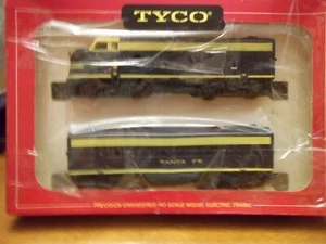 TYCO F9 A & B HO NIB UPGRADED COUPLERS WITH ORIGINAL BOX SANTA FE - Picture 1 of 10