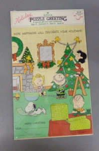 Vintage Hallmark Holiday Puzzle Greeting Card Christmas Peanuts Snoopy Lucy ++ - Picture 1 of 4