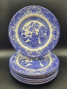 6 x English Ironstone Tableware (EIT) Blue Willow Pattern Side plates 17.5cms - Picture 1 of 13