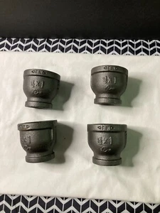 1-1/2 to 1 npt reducer black iron female lot of 4 - Picture 1 of 7
