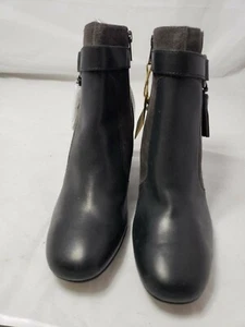 Born, size 9.5, black/gray colored leather boots - Imagen 1 de 5