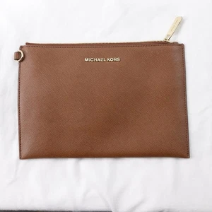 Michael Kors Brown Saffiano Leather Clutch Pouch Wristlet Gold Hardware - Picture 1 of 7