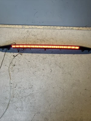 2016-2024 Chevrolet Malibu 3RD ROOF MOUNT Brake Light OEM 23421645 Foto 1 de 4