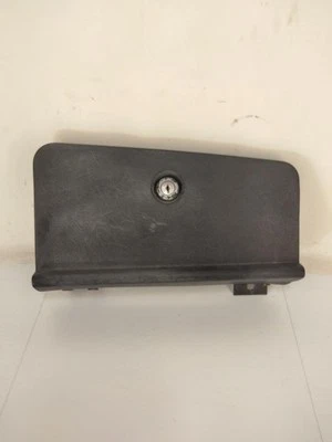 Puerta guantera MG MGB 1977 a 1980 OEM SIN LLAVE Foto 1 de 4
